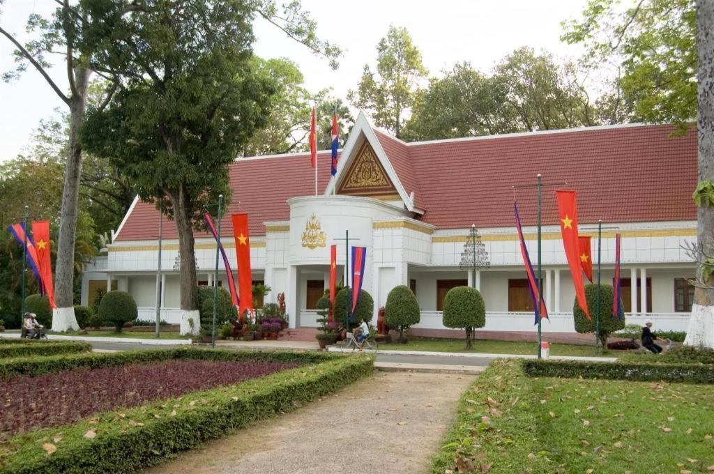 Happy Zone Hostel Siem Reap Exterior photo