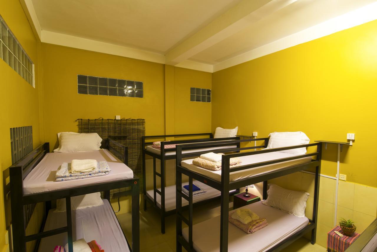Happy Zone Hostel Siem Reap Exterior photo